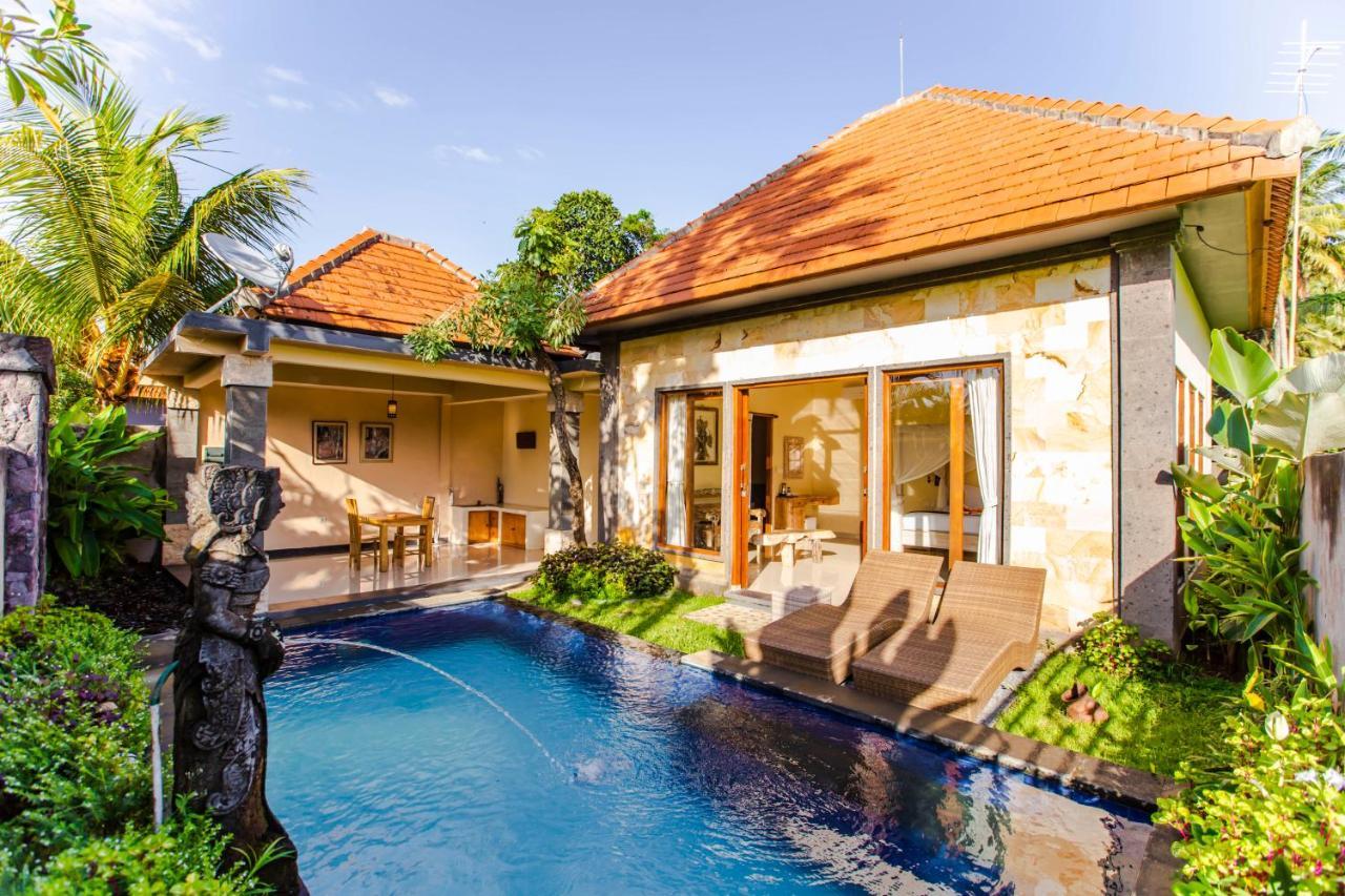 Asri Sari Villa Ubud Exterior photo